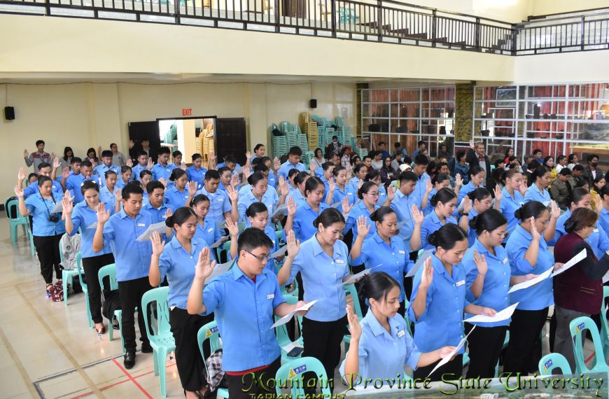 𝗦𝗰𝗵𝗼𝗼𝗹 𝗼𝗳 𝗧𝗲𝗮𝗰𝗵𝗲𝗿 𝗘𝗱𝘂𝗰𝗮𝘁𝗶𝗼𝗻 𝗰𝗼𝗻𝗱𝘂𝗰𝘁𝘀 𝟯𝗿𝗱 𝗧𝗲𝗮𝗰𝗵𝗶𝗻𝗴 𝗜𝗻𝘁𝗲𝗿𝗻𝘀𝗵𝗶𝗽 𝗣𝗶𝗻𝗻𝗶𝗻𝗴 & 𝗦𝗲𝗻𝗱-𝗼𝗳𝗳 𝗖𝗲𝗿𝗲𝗺𝗼𝗻𝘆