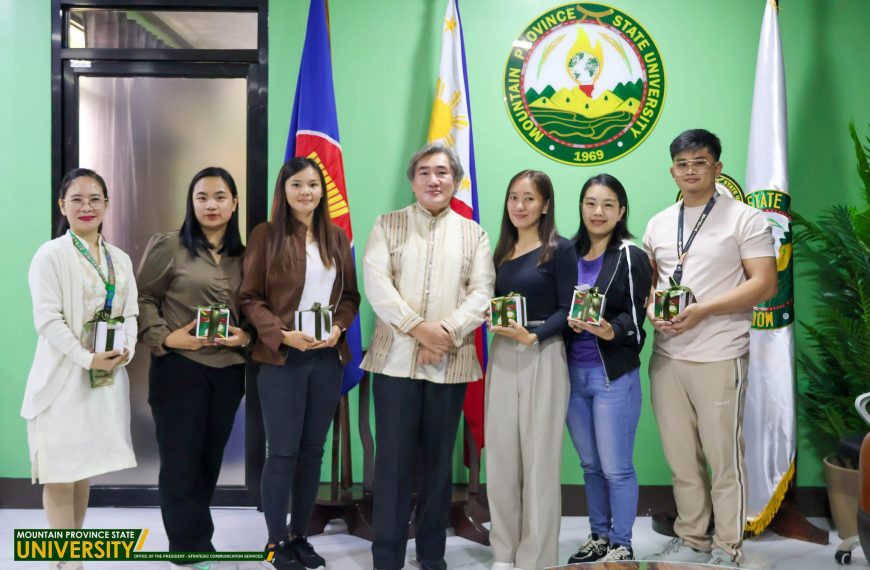 New CPA Board Passers Pay Courtesy Visit to University President