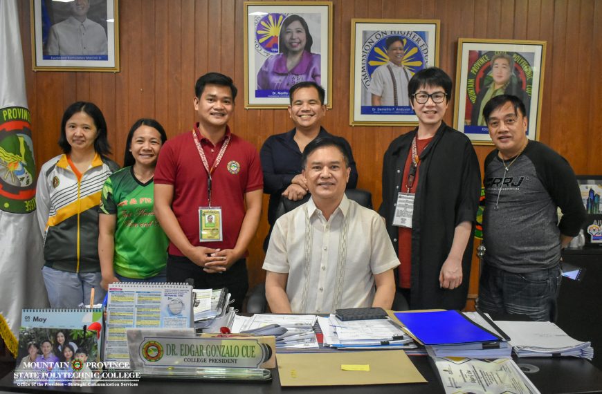 Former DOH Undersecretary and Team Visit Office of the President
