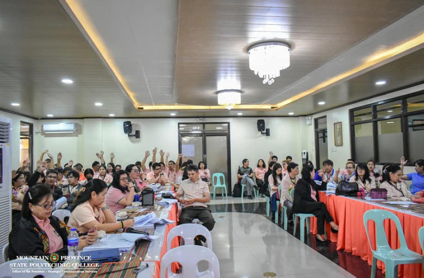 College Pres Chairs AcadCo Meeting on May 27