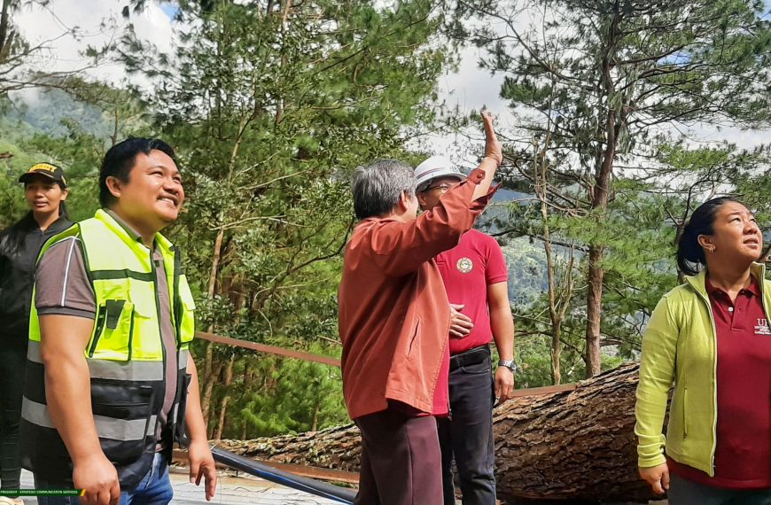 President Delivers Aid to Campus Recovery Teams