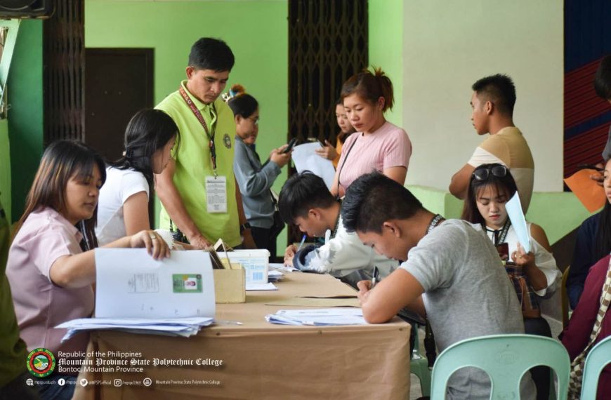 MPSPC studs, graduates receive cash assistance from TDP-TES, KALAHI-CIDSS Cash for Work