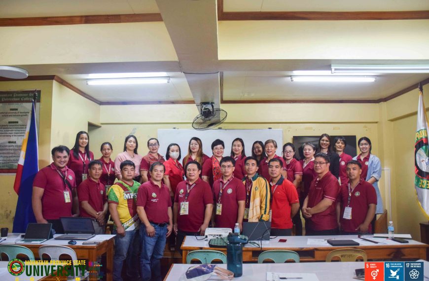 SCJELA faculty members conduct workshop on integrating traditional knowledge into research practices
