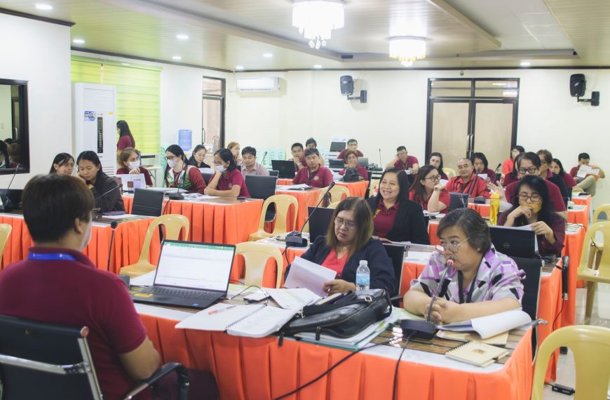CSC’s Ms. Paredes Guides Finalization of OPCR and IPCR Documents at Higher Education Workshop