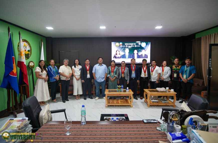 𝗖𝗮𝗺𝗯𝗼𝗱𝗶𝗮𝗻 𝗱𝗲𝗹𝗲𝗴𝗮𝘁𝗶𝗼𝗻 𝗵𝗼𝗹𝗱𝘀 𝗰𝗼𝘂𝗿𝘁𝗲𝘀𝘆 𝘃𝗶𝘀𝗶𝘁𝘀 𝘁𝗼 𝗠𝗣 𝗵𝗲𝗮𝗱𝘀